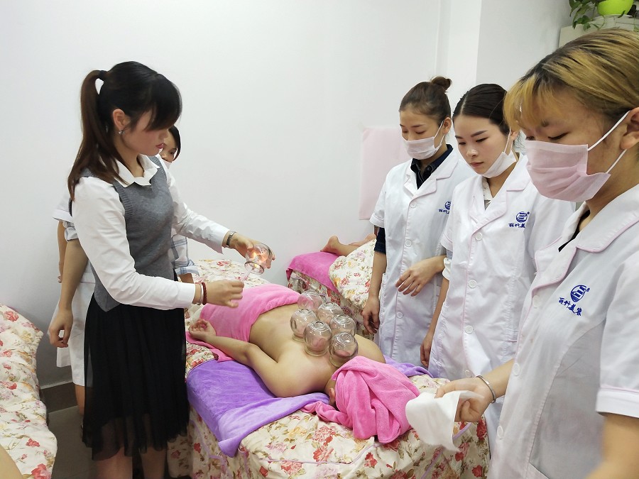 南寧美容師拔罐教學(xué)培訓(xùn)，你了解拔罐嗎