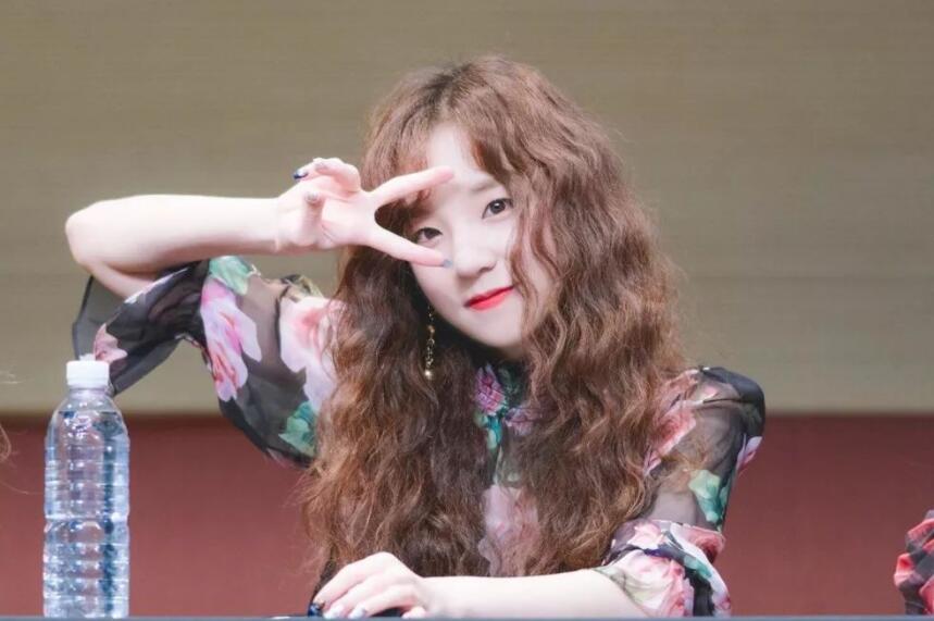 一次性羊毛卷怎么弄？南寧人氣高的美發(fā)學(xué)校來(lái)教你