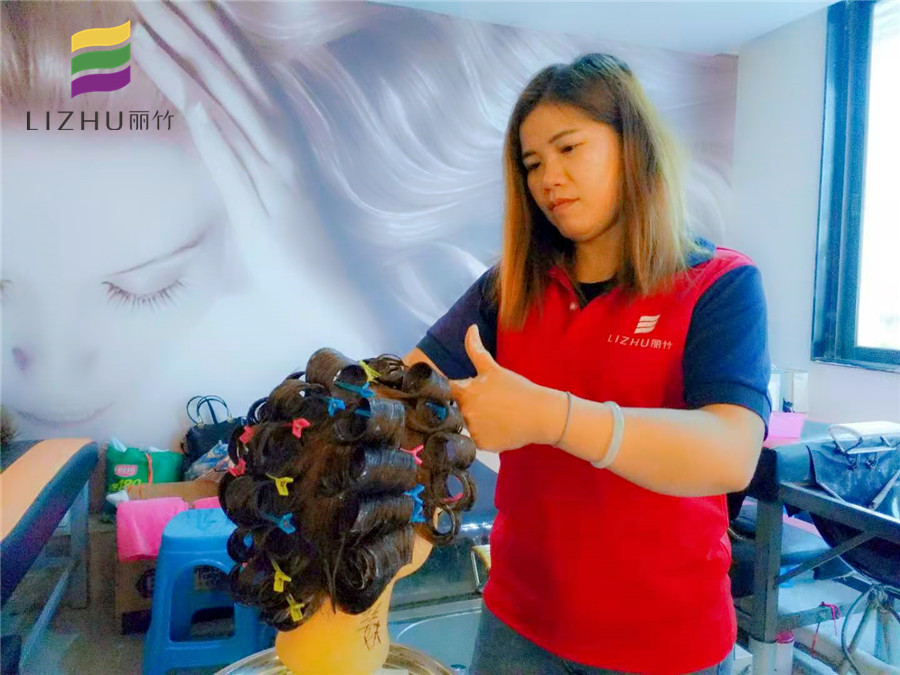 在南寧美發(fā)培訓(xùn)學(xué)校學(xué)習(xí)，每天都格外充實(shí)和快樂