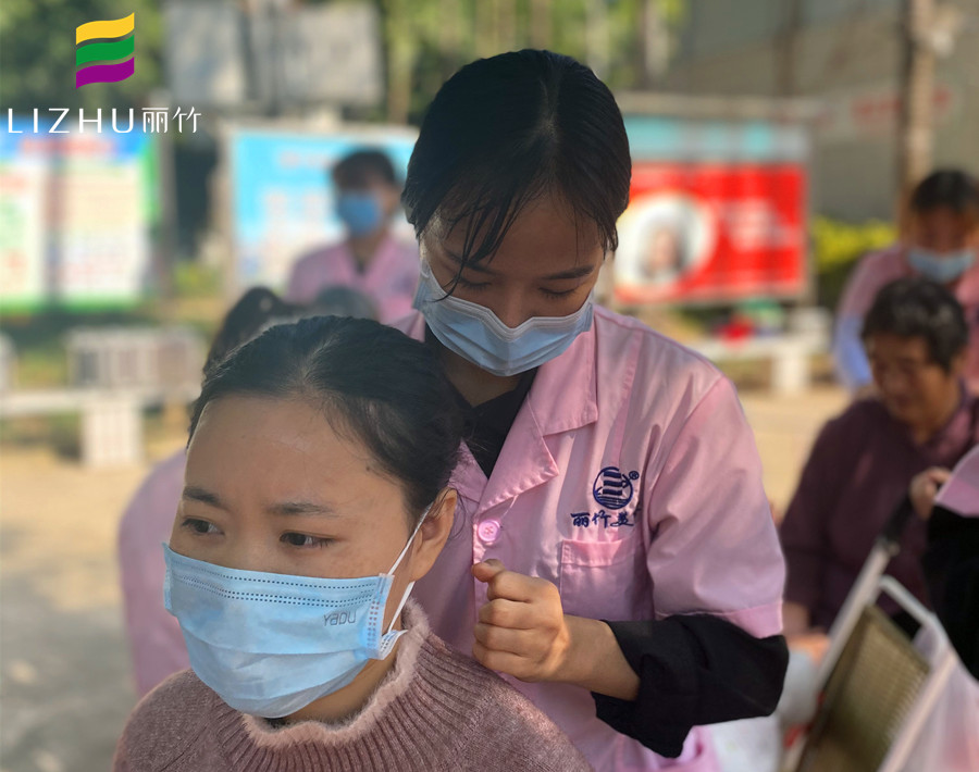 感謝學(xué)校！感謝老師！感謝同學(xué)---南寧美容學(xué)校學(xué)子感言