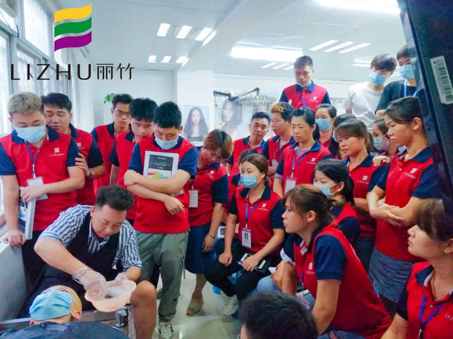 長發(fā)秋冬護理注意事項，快來南寧學理發(fā)的學校學習