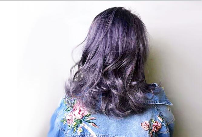 云朵燙發(fā)怎么護理？南寧美發(fā)師培訓怎么說