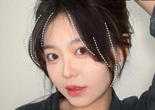 圓臉妹紙必學(xué)的八字劉海教程，南寧美發(fā)培訓(xùn)機構(gòu)分享