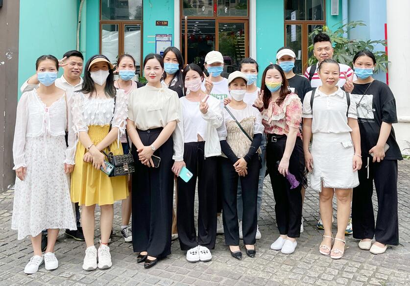 芭博利護膚造型 | 廣西美容培訓(xùn)學(xué)校到店參觀