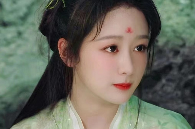 小夭《長相思》妝容教程，南寧化妝培訓(xùn)明星仿妝