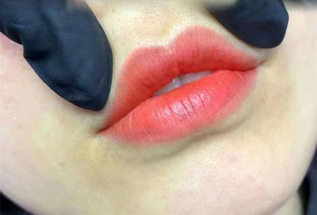 紋唇的顏色要怎么選擇？零基礎學紋唇