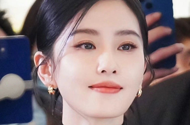 劉詩詩黑天鵝日常淡妝，廣西化妝彩妝專業(yè)分享