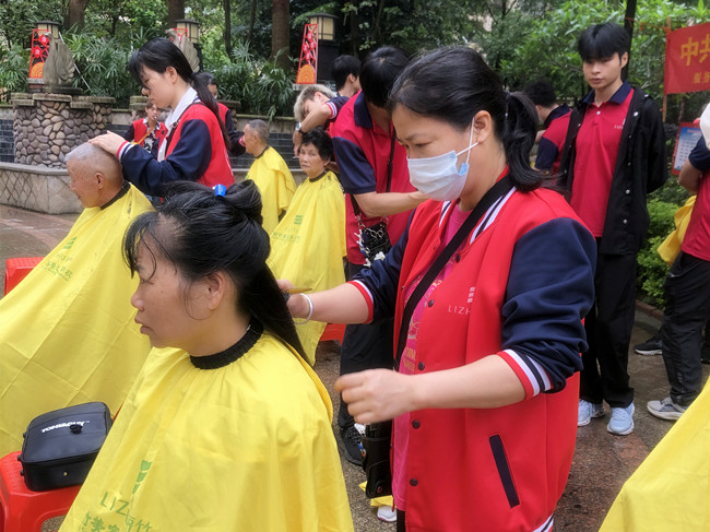 廣西學(xué)美發(fā)有實(shí)踐嗎？歡迎到廣西理發(fā)職業(yè)學(xué)校