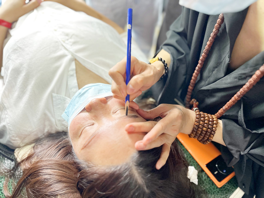 為什么現(xiàn)在這么多人做紋眉？南寧紋繡專業(yè)正規(guī)學(xué)校講解