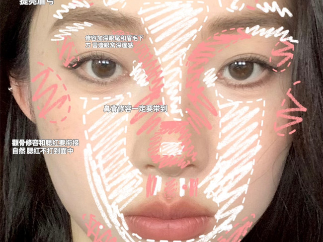 骨相感妝容，廣西化妝進(jìn)修學(xué)培訓(xùn)專(zhuān)為闊面臉女孩準(zhǔn)備
