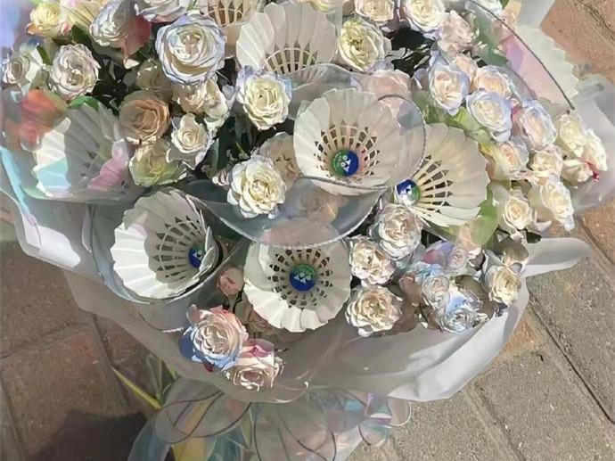 羽毛球花束，南寧鮮花花藝職業(yè)學(xué)校分享