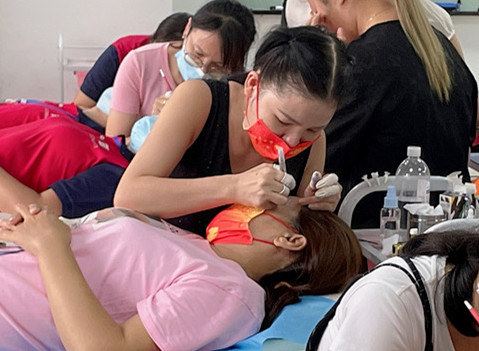 紋繡過后為什么要涂修復(fù)液？南寧紋繡去哪里？