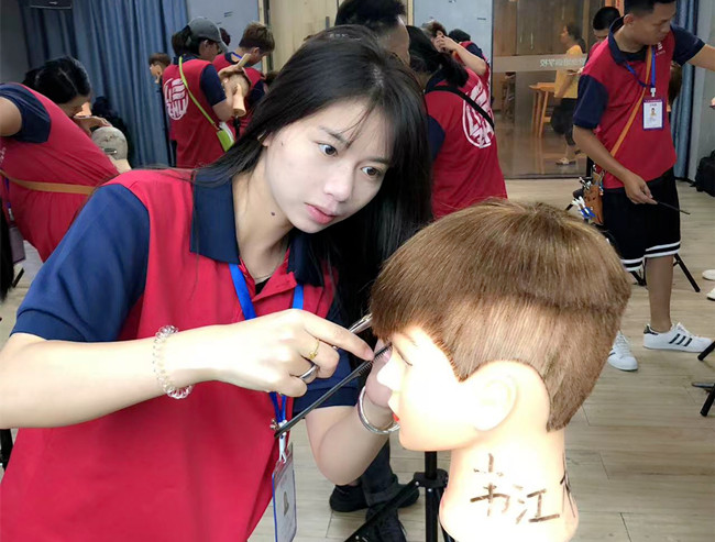 南寧美發(fā)快剪培訓學什么？