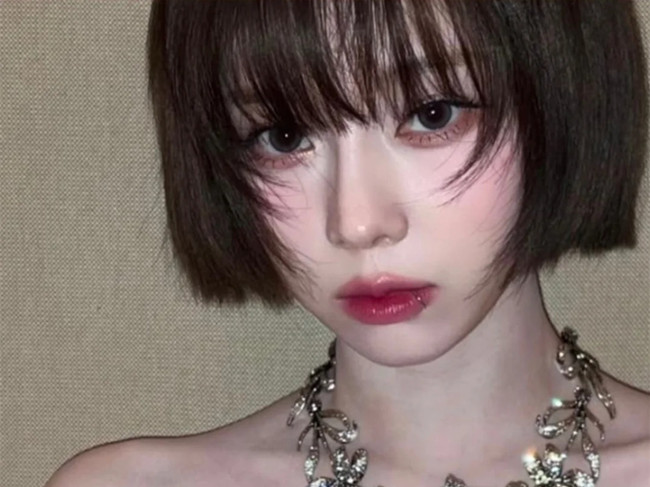 金玟庭眼妝教程，從零開(kāi)始學(xué)化妝南寧