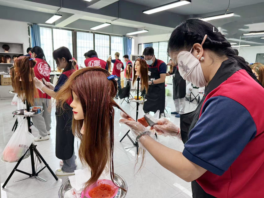 建議你收藏這份新手染發(fā)教程，廣西專業(yè)燙染