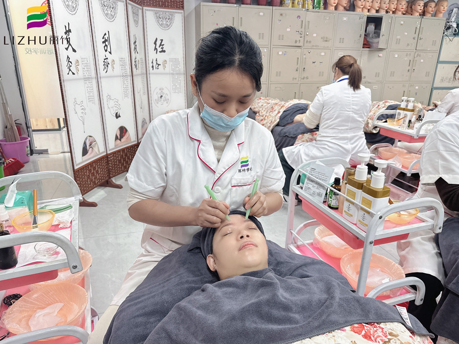 什么是撥筋？廣西美容手法實(shí)訓(xùn)