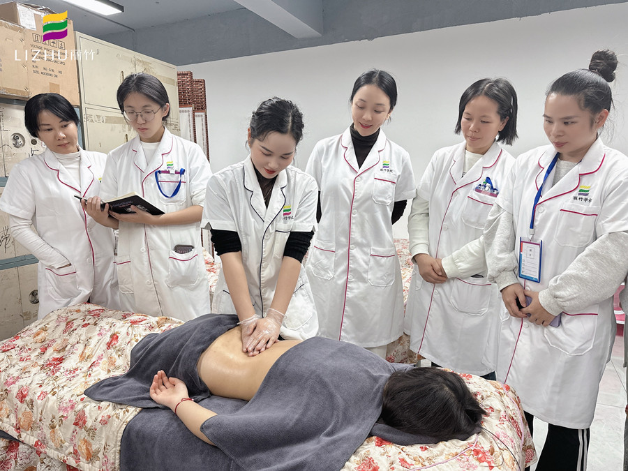 腹部管理，南寧美容健康管理學校分享