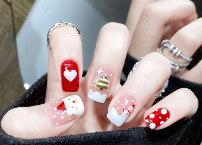 圣誕小熊美甲，南寧美甲設計學校分享教程